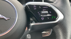 Jaguar F-Pace 2.0 D200 R-Dynamic SE 5dr Auto AWD Diesel Estate